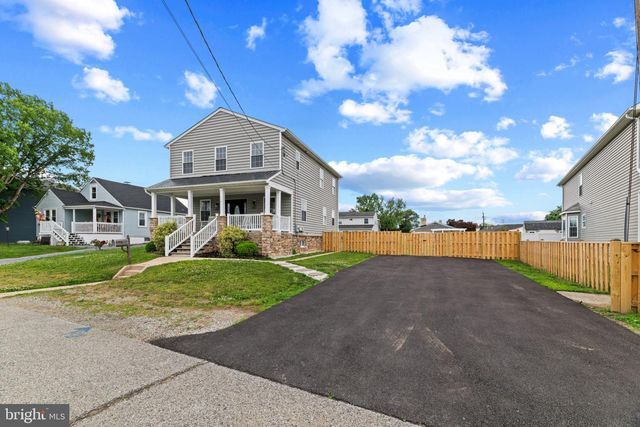 8424 SMALLWOOD CT, Pasadena, MD 21122