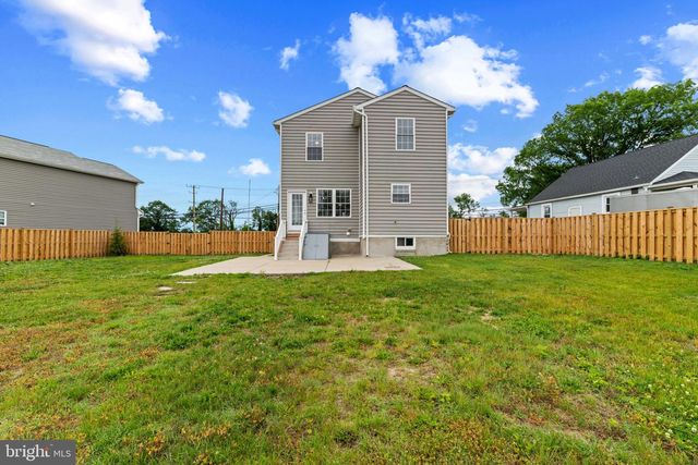 8424 SMALLWOOD CT, Pasadena, MD 21122