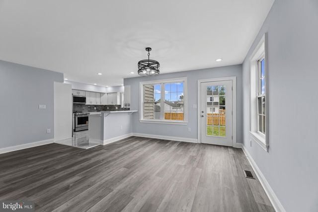 8424 SMALLWOOD CT, Pasadena, MD 21122