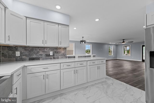 8424 SMALLWOOD CT, Pasadena, MD 21122