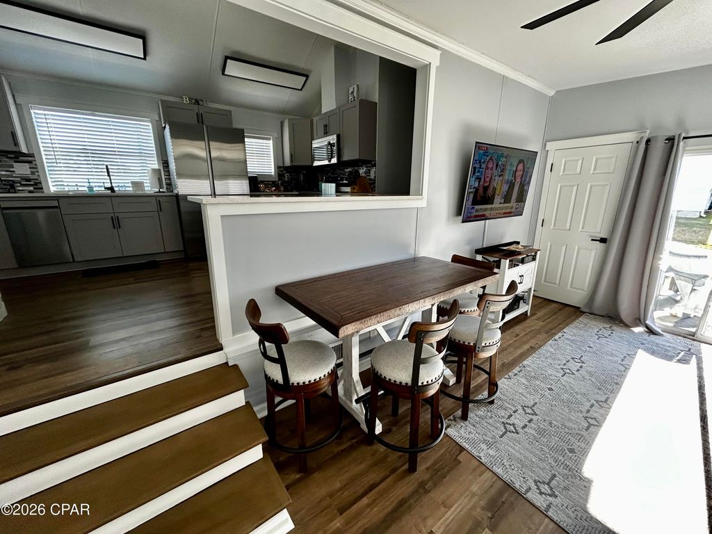 Image 12 of property listing at 1219 Navy Boulevard 82, Panama City Beach, FL 32408