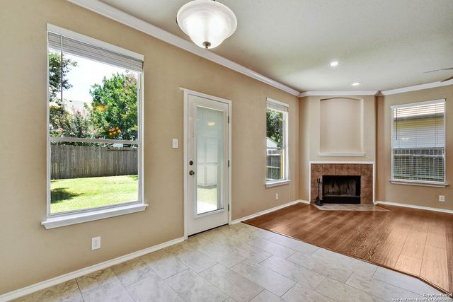4618 Acornridge Way, San Antonio, TX 78247