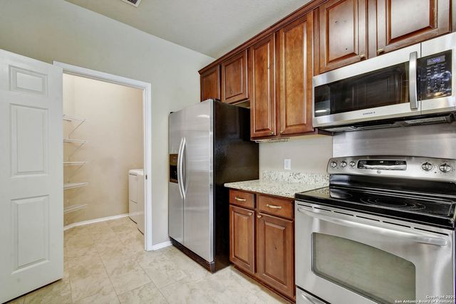 4618 Acornridge Way, San Antonio, TX 78247