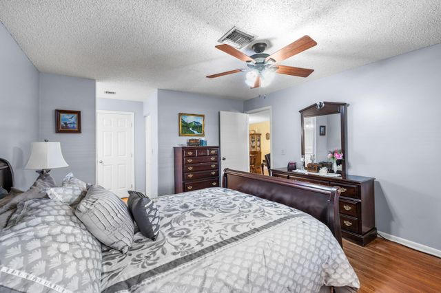 830 Timberview Drive E, Fort Pierce, FL 34982