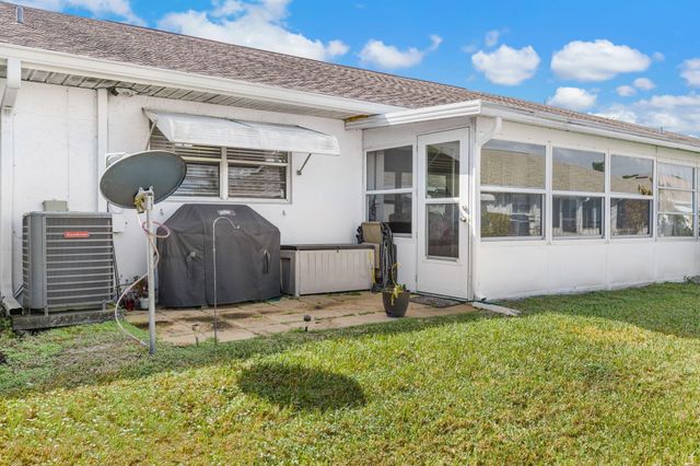 830 Timberview Drive E, Fort Pierce, FL 34982