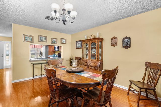 830 Timberview Drive E, Fort Pierce, FL 34982