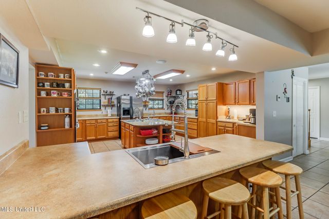 15409 Sequoia Avenue, Biloxi, MS 39532