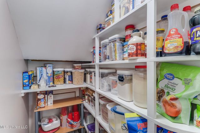 15409 Sequoia Avenue, Biloxi, MS 39532