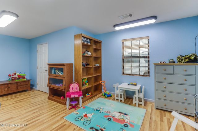 15409 Sequoia Avenue, Biloxi, MS 39532