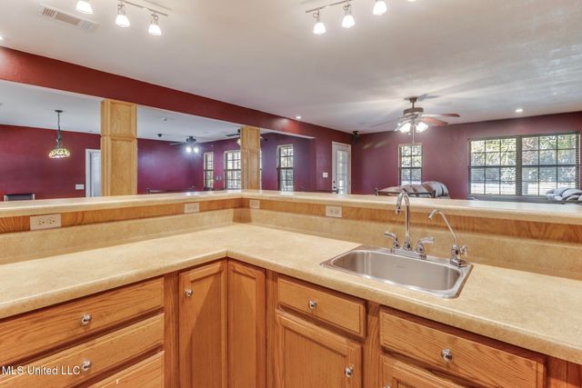15409 Sequoia Avenue, Biloxi, MS 39532