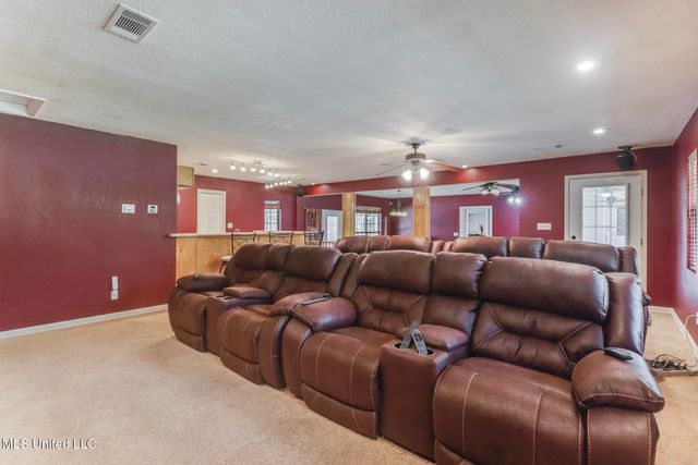15409 Sequoia Avenue, Biloxi, MS 39532