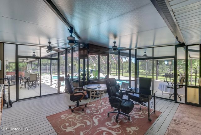 15409 Sequoia Avenue, Biloxi, MS 39532