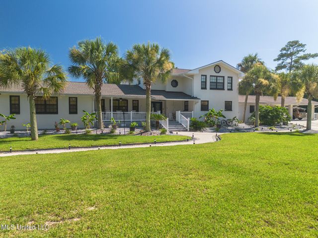15409 Sequoia Avenue, Biloxi, MS 39532