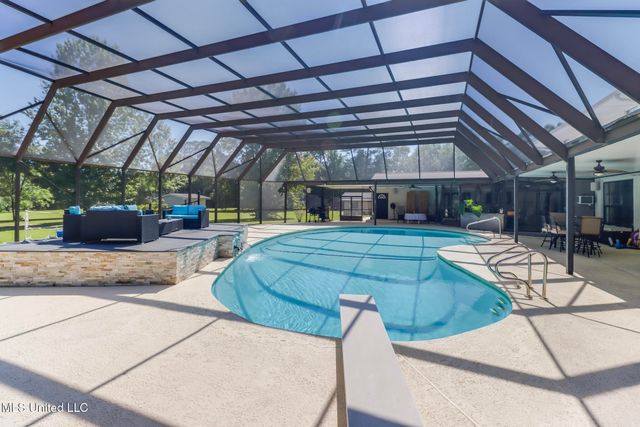 15409 Sequoia Avenue, Biloxi, MS 39532
