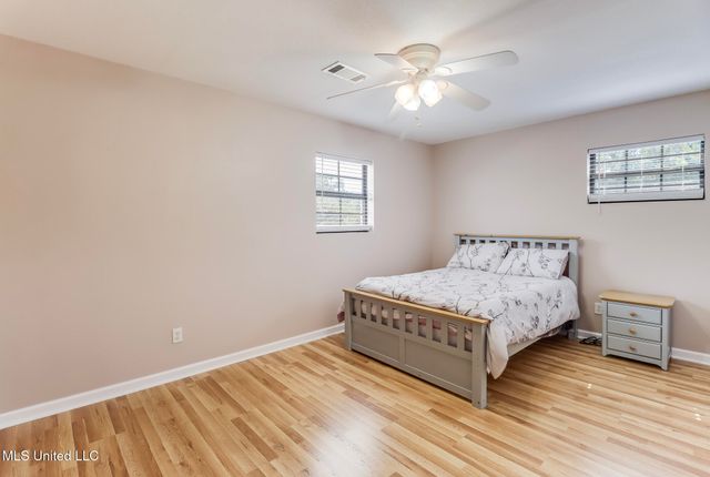 15409 Sequoia Avenue, Biloxi, MS 39532