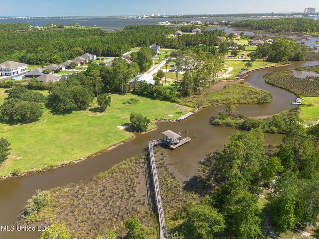 15409 Sequoia Avenue, Biloxi, MS 39532