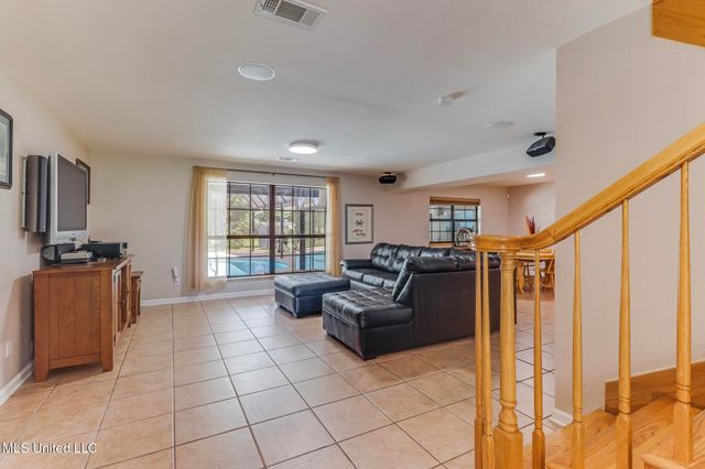 15409 Sequoia Avenue, Biloxi, MS 39532