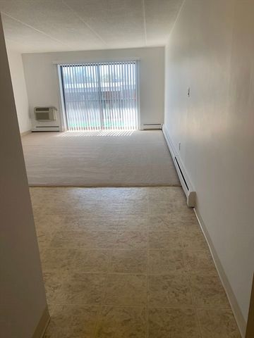 80 N Warren St 33-0, Woburn, MA 01801