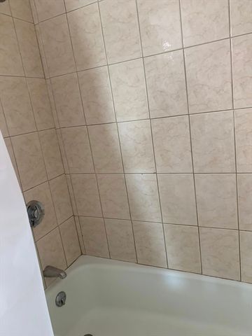 80 N Warren St 33-0, Woburn, MA 01801
