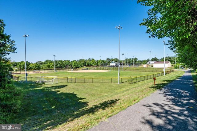 596 FOREST VIEW RD, Linthicum Heights, MD 21090