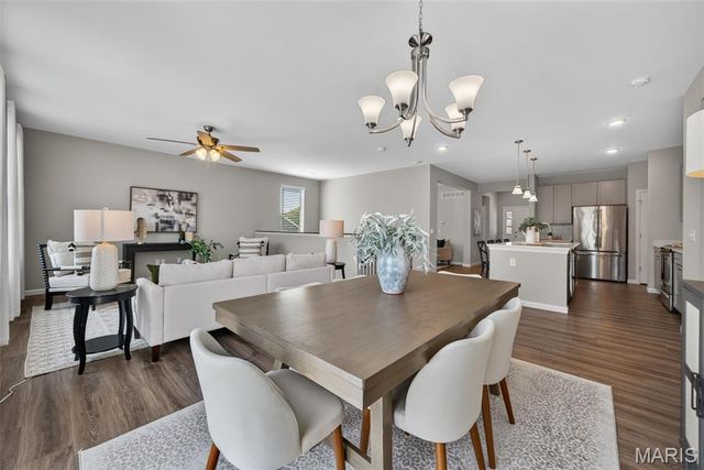 206 Knob Creek Court, Lake St Louis, MO 63367