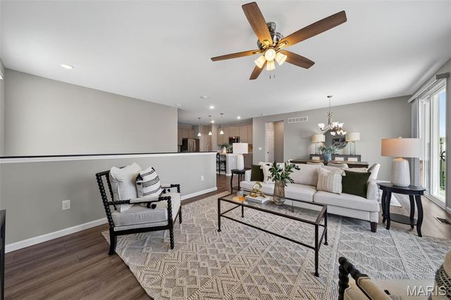 206 Knob Creek Court, Lake St Louis, MO 63367