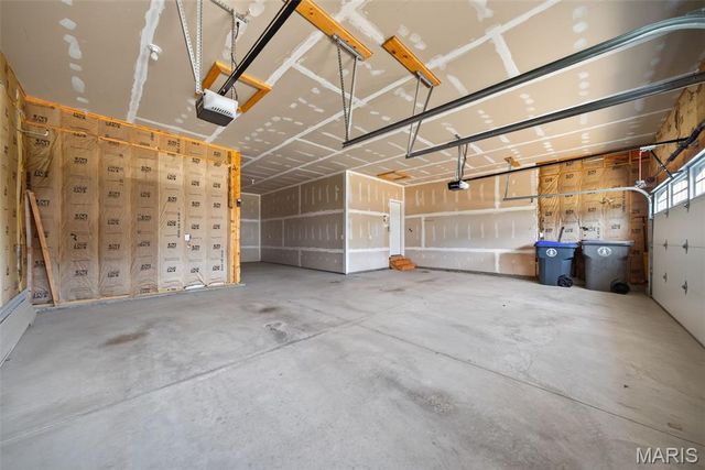 206 Knob Creek Court, Lake St Louis, MO 63367