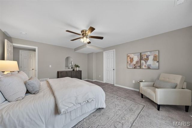 206 Knob Creek Court, Lake St Louis, MO 63367