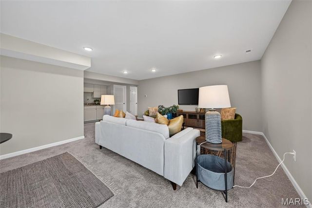 206 Knob Creek Court, Lake St Louis, MO 63367
