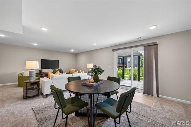 206 Knob Creek Court, Lake St Louis, MO 63367