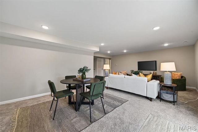 206 Knob Creek Court, Lake St Louis, MO 63367
