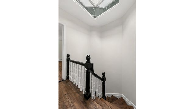 383 W END Avenue, New York City, NY 10024