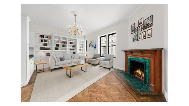 383 W END Avenue, New York City, NY 10024