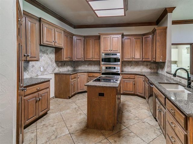 12608 N Cobblestone Parkway, Oklahoma City, OK 73142