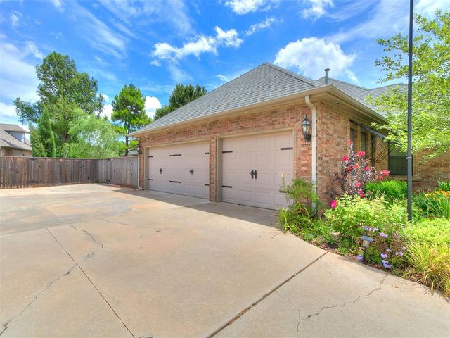 12608 N Cobblestone Parkway, Oklahoma City, OK 73142