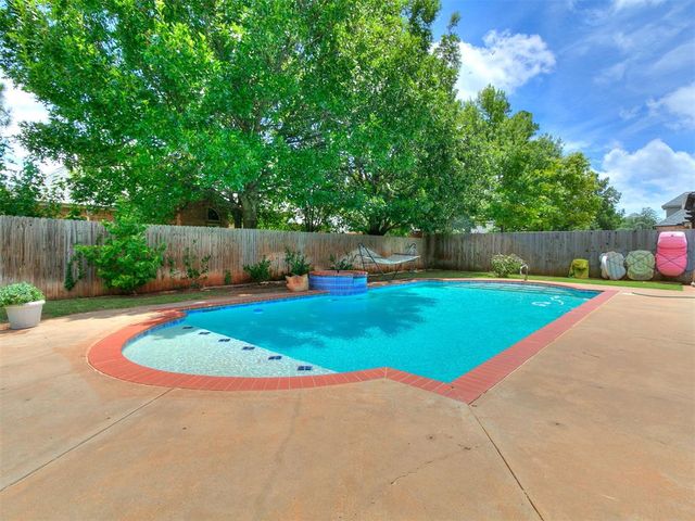 12608 N Cobblestone Parkway, Oklahoma City, OK 73142
