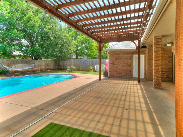 12608 N Cobblestone Parkway, Oklahoma City, OK 73142