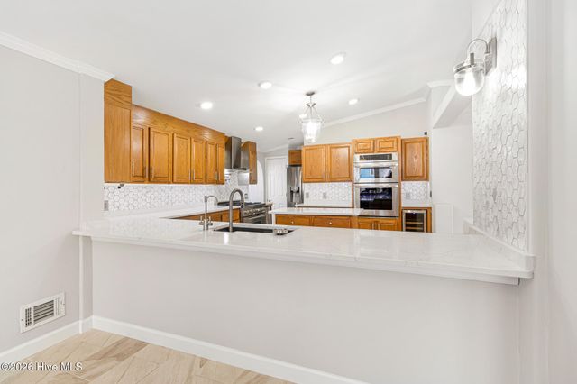 1074 Sea Gate Drive, Newport, NC 28570