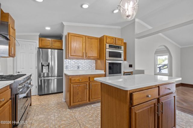 1074 Sea Gate Drive, Newport, NC 28570