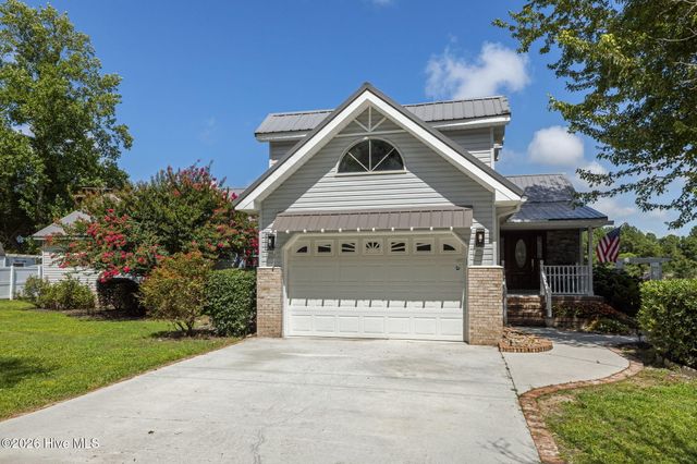 1074 Sea Gate Drive, Newport, NC 28570