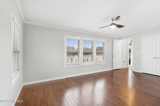 1074 Sea Gate Drive, Newport, NC 28570