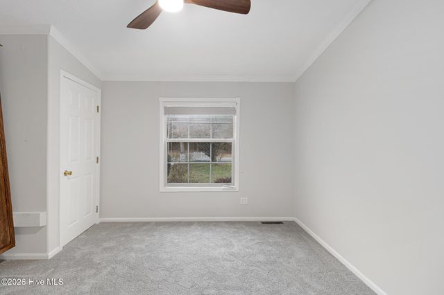 1074 Sea Gate Drive, Newport, NC 28570