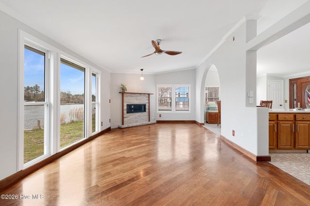 1074 Sea Gate Drive, Newport, NC 28570