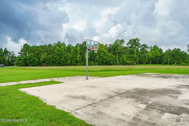 1074 Sea Gate Drive, Newport, NC 28570