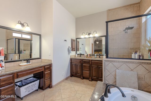13420 EMERALD BROOK Drive, Horizon City, TX 79928
