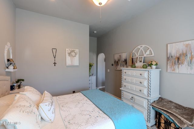 13420 EMERALD BROOK Drive, Horizon City, TX 79928