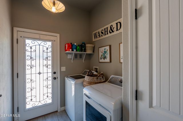 13420 EMERALD BROOK Drive, Horizon City, TX 79928