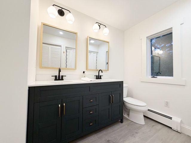 98 Ebony St, Fairhaven, MA 02719