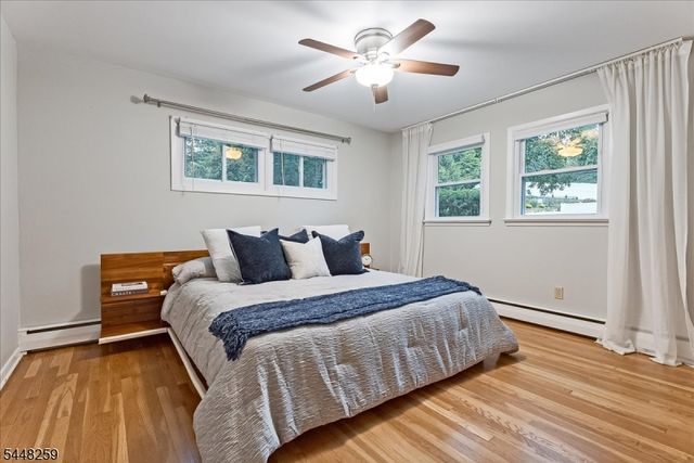 19 Sunrise Dr, Morris Plains Boro, NJ 07950