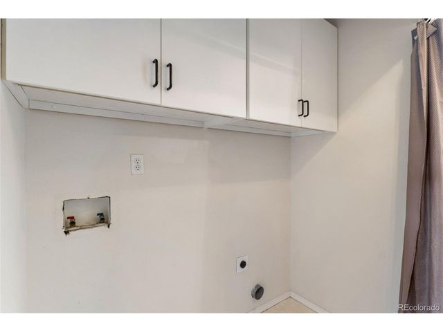 6662 Mcewan St, Colorado Springs, CO 80922
